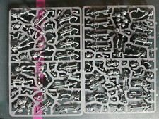 Warhammer 40K: Necrons - Necron Warriors New on sprue