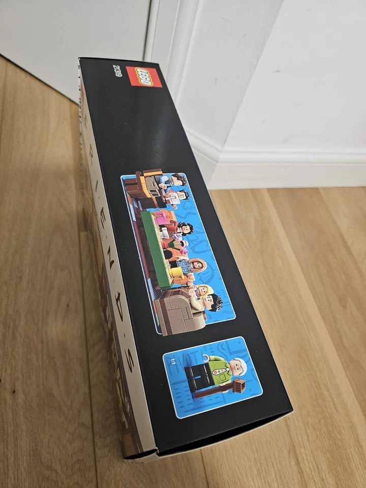 LEGO Friends 21319 Central Perk Building Kit - Brand New In Sealed Box (#1) - Image 2 of 4