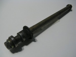 Hinterradsteckachse Hinterachse Hinterrad Achse Triumph Trophy 1200 T300E, 96-03