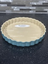 Le Creuset Nuovo Piatto Flan Ceramica Caraibi Teal Rotondo Scanalato 28cm 2,1L Prezzo consigliato £40