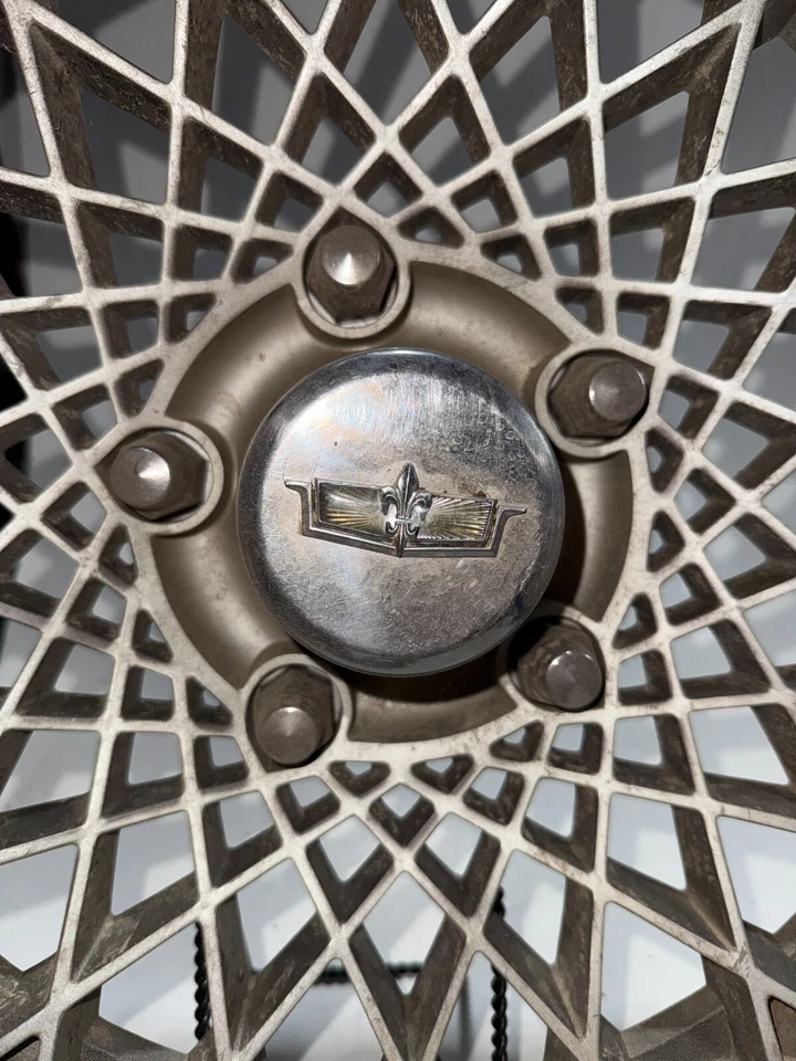 Одинарный колпак ступицы колеса 15 дюймов 1977-1987 Chevrolet Caprice #3081B - Изображение 3 из 4