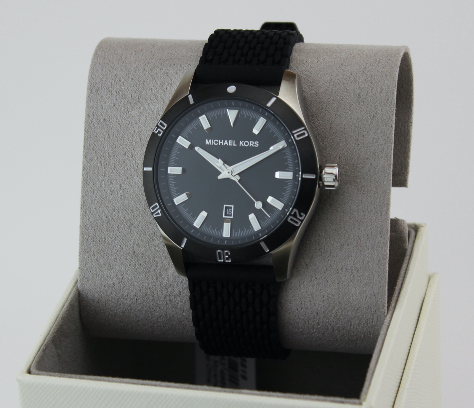 Michael Kors Layton купить в Америке 
