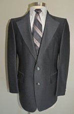 VTG MEN'S ROMELLI BLACK POLY BLEND 2 BUTTON SPORT COAT 39R