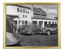 CARS AT SHELL GAS STATION HELSINKI 1939 8X10 GOLD FRAMED PHOTO