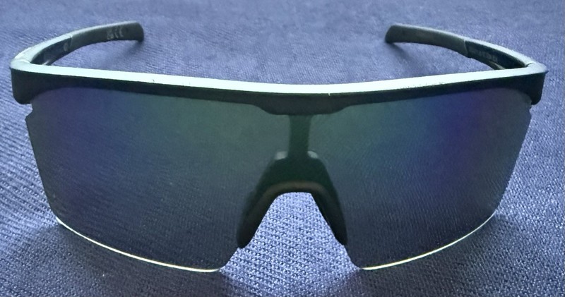 Body Glove DG0425 BGPC 2204 BLK Sport Sunglasses