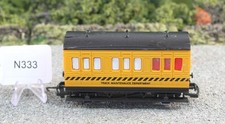 Hornby OO 1:76 R.296 Track Cleaning Coach Missing Skids Fair FNQHobbys N333