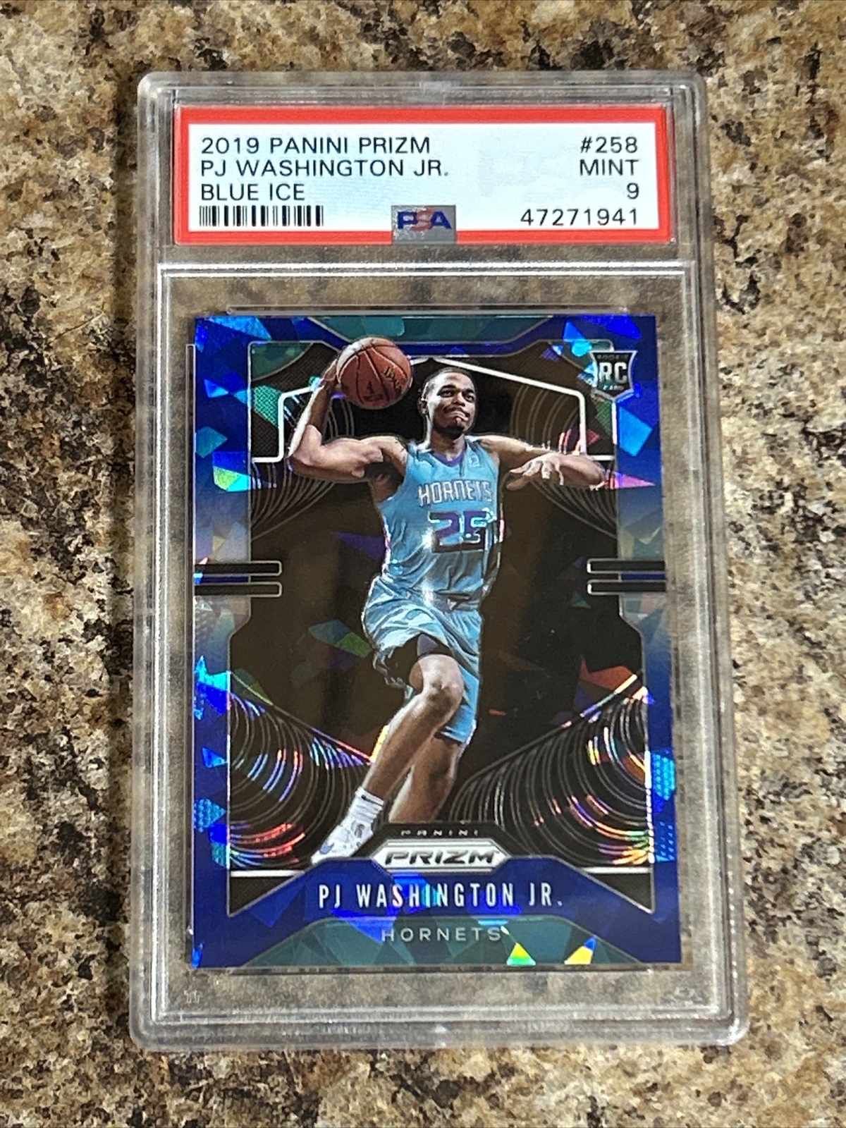 PJ WASHINGTON 2019 Panini Prizm BLUE ICE PRIZM RC #74/99 DALLAS MAVERICKS PSA 9