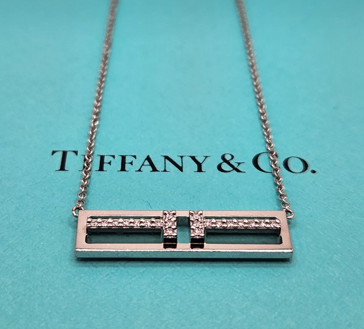 Diamond t shop necklace
