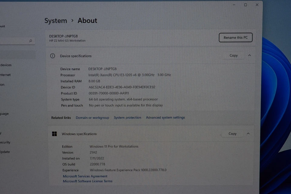 HP Z2 Mini G3 Xeon E3-1205 v6 3.0GHz 8GB RAM 512GB NVMe Quadro M620 Windows 11 - Image 2 of 4
