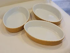Vintage Set Of 3 Valentina Yellow Gold color Oval Baking Dishes