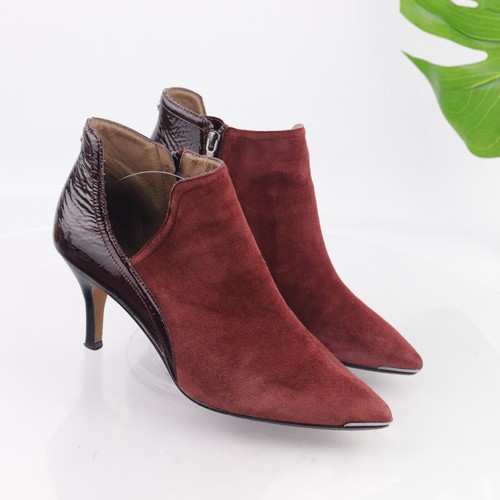 Donald Pliner Women's Taila Boot Size 8.5 Pointed Heel Burgundy Red Suede Cutout - Picture 2 of 12