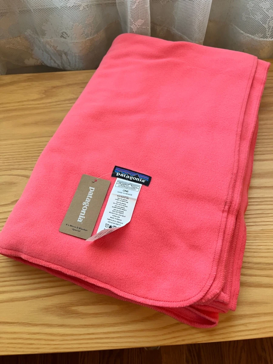 PATAGONIA KIDS Adult MICRO D BLANKET THROW NEW NWT Indy Pink Microfleece 67 x 45