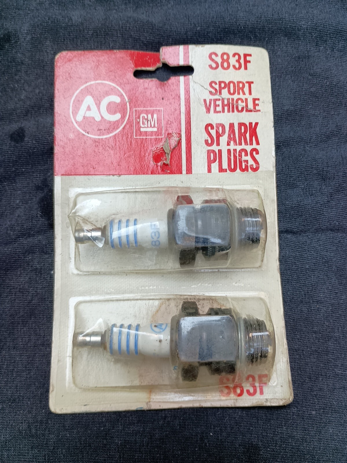  Vintage AC Spark Plugs No. S83F In Worn Packaging