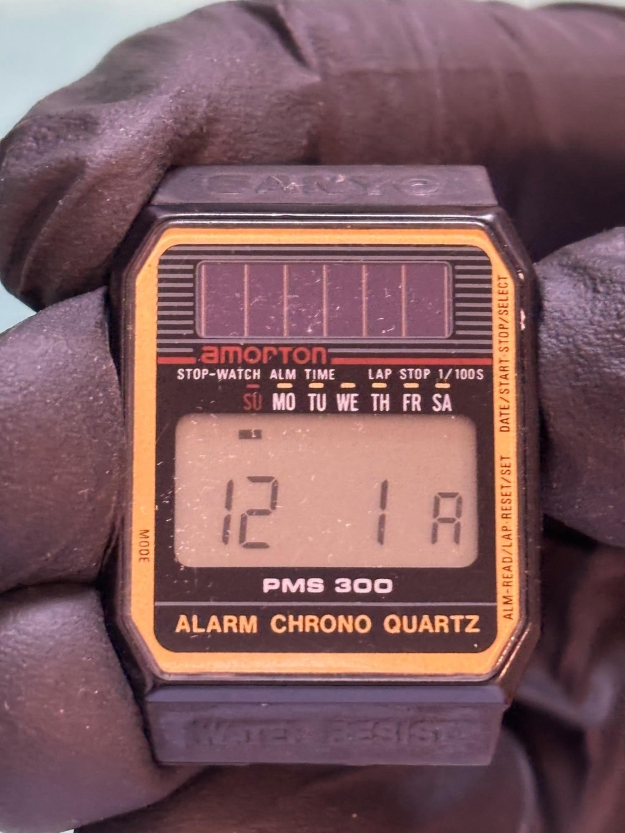 Ultra Rare] Vintage SANYO AMORTON Solar Digital Watch Japan 1980