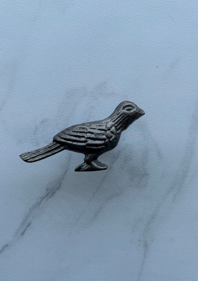 Ancienne poignée bouton d'armoire de tiroir de porte en fonte en forme d'oise... - Photo 3/4