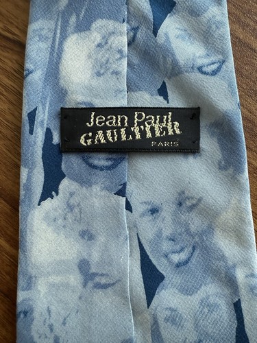 Jean Paul Gaultier Vintage Faces 100% Silk Tie Graphic Arrow Avant Garde Rare - Picture 4 of 9