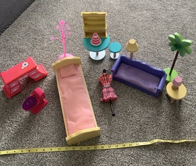 Doll House Furniture - Mixed KidKraft, Barbie etc... Wooden & Plastic! 14 piece