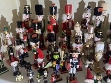 Nussknacker, Räuchermännchen Und Sterne