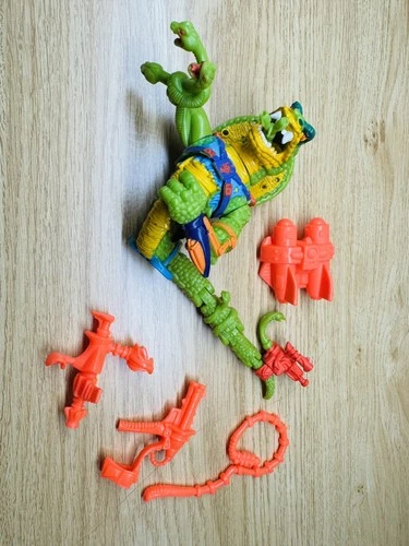 Vintage 1992 Scale Tail - Teenage Mutant Ninja Turtles Action Figure Complete