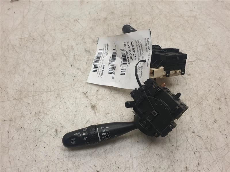 03 04 05 06 07 08 CONJUNTO INTERRUPTOR COLUMNA DIRECCIÓN TOYOTA MATRIX  Foto 4 de 4