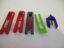 Hot Wheels-2 Launchers Launcher Parts-see pictures-J3578-2005