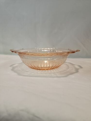 Vintage Pink Depression 1930 Open Rose 8” bowl - Picture 2 of 8