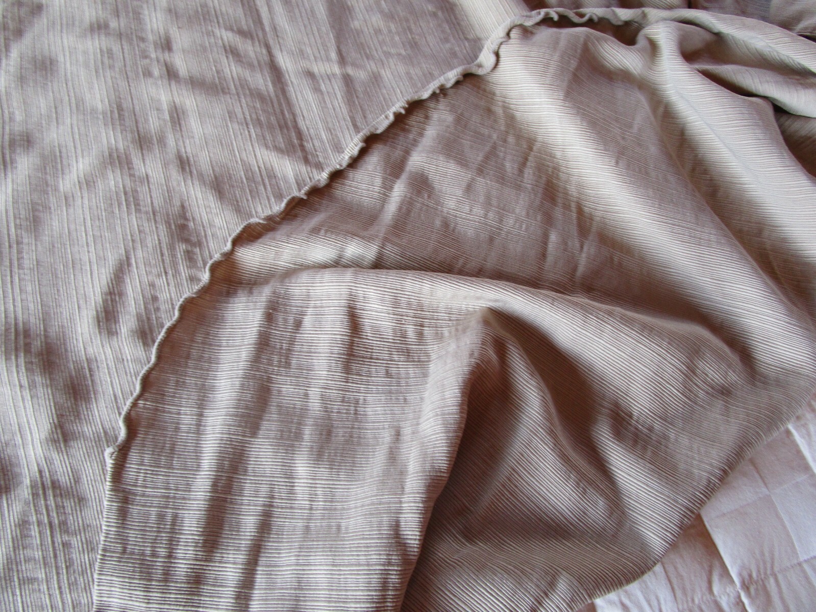 Lot of 2 Brown & Tan Beige 60" (5 ft) Round Fabric Tablecloths Table Covers GUC!