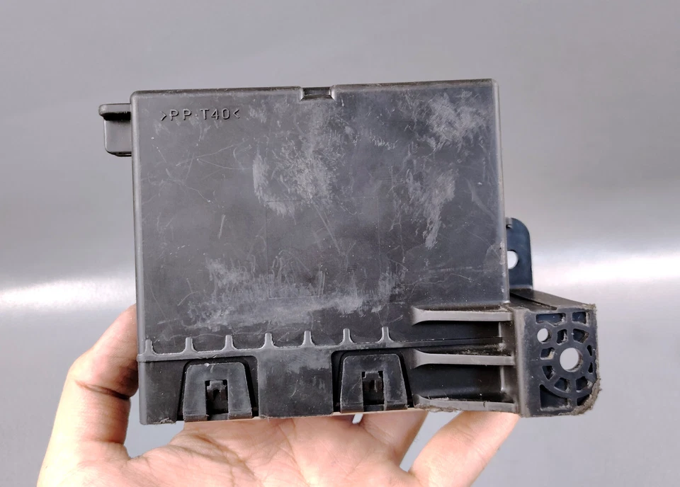 TOYOTA PRIUS V 2012 2014 AC TEMPRATURE CONTROL MODULE AMPLIFIER UNIT 88650 47281 - Image 4 of 4