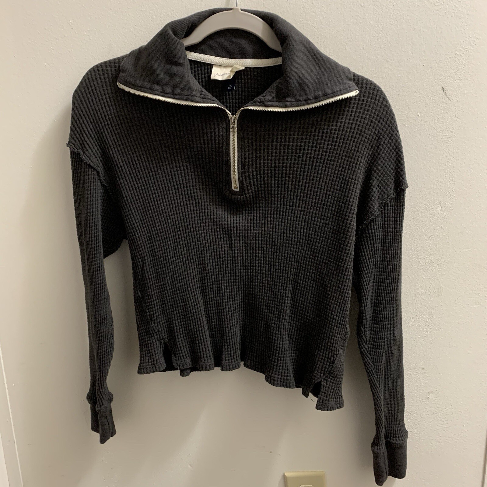 Universal Thread To Thermal Gray Medium Long Slee… - image 1