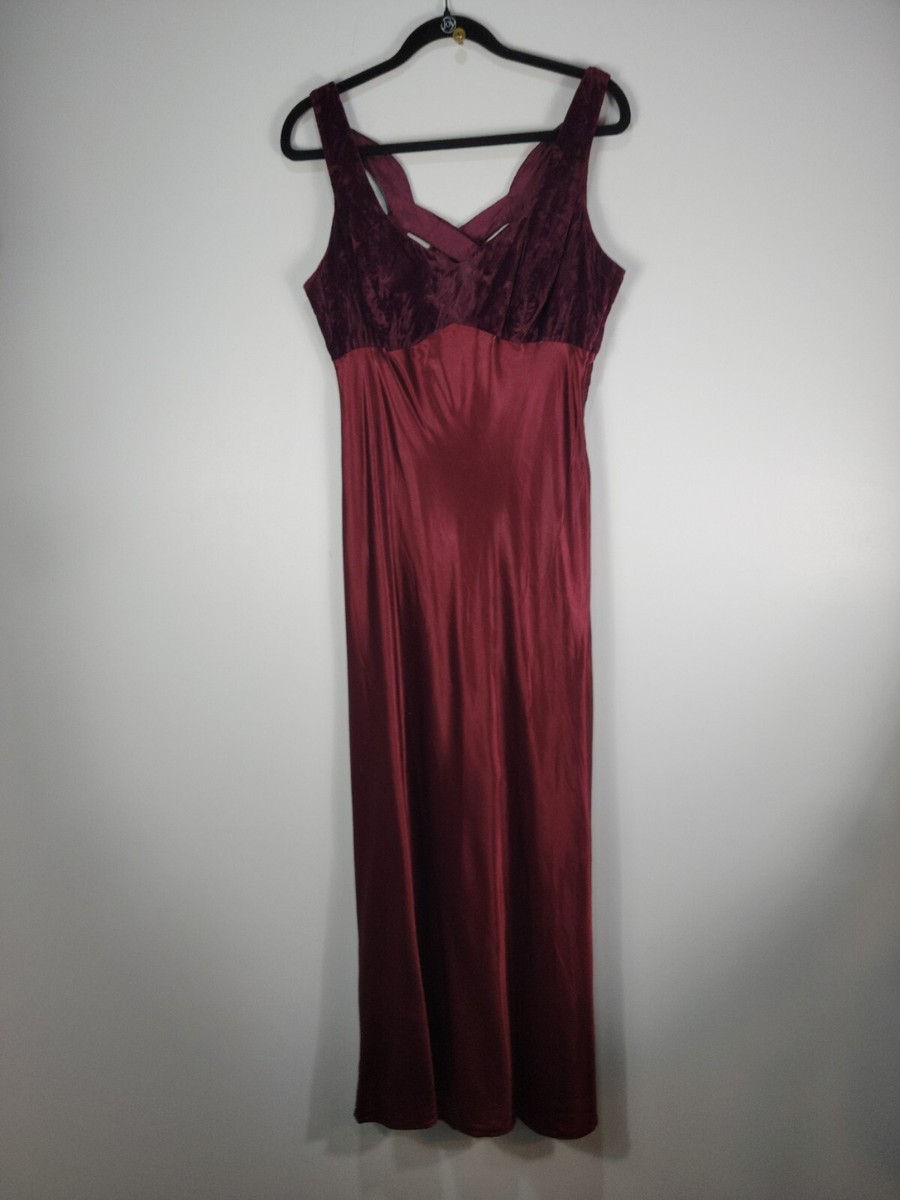 dress with breast cut out Chest Cup Maxi M / Blue %0D%0A*%20Pay%20special%20attention%20on%20measurements%20to%20ensure%20proper%20fit luxury vintage fashion Au Reverie ✨ This Child  Size:child-12