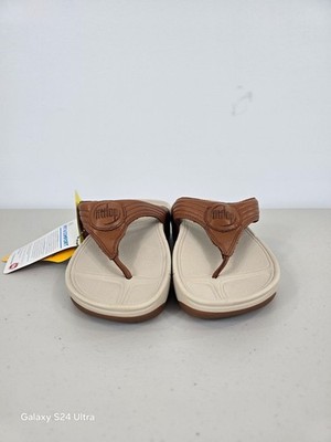Fit Flop Walk star leather toe post sandals in a cream color women's size 5