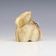 NATIVE AMERICAN ZUNI ONYX RABBIT FETISH BY LELAND BOONE & DAPHNE QUAM