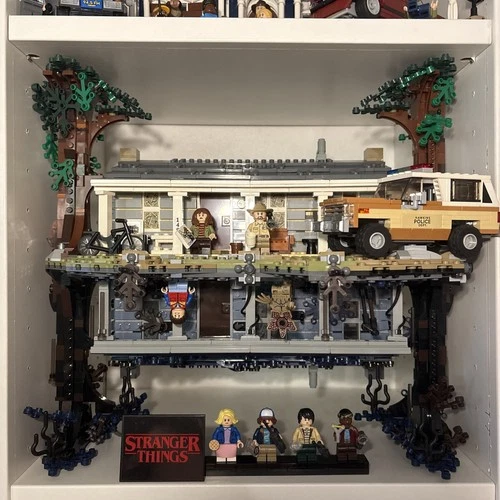 LEGO STRANGER THINGS: The Upside Down (75810) CUSTOM (With All Figures)