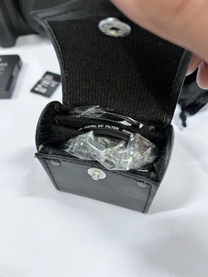 Nikon D5300 DSLR Camera W/ (AF-S DX 18-55mm f/3.5-5.6GII & AF 70-300 F:4-5.6G - Image 3 of 4