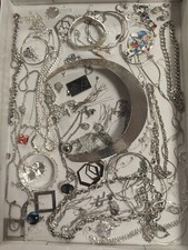 Lot Bijoux 505 Gr ancien divers Jewellery argenté ? Argent ? Acier ? Vintage 18