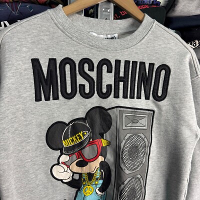 トレーナー/スウェット h&amp;m moschino 今日の1番さん：MOSCHINO [tv] H&M編』コラボアイテム発売日に18万円で