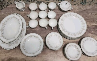 SANGO JAPAN FINE CHINA KENWOOD 345 PATTERN 44 PIECE SET FREE