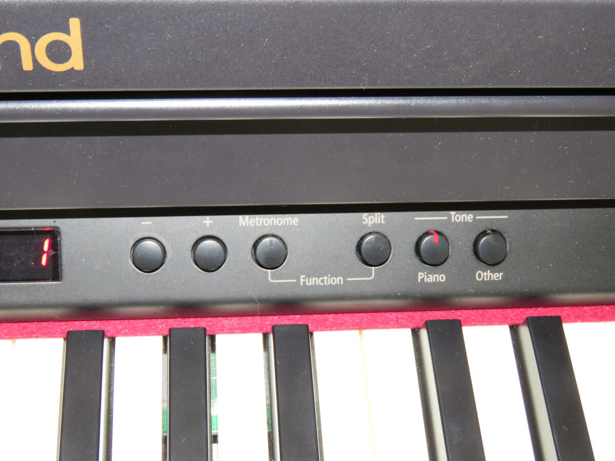 Roland Digital Piano RP401R With Spinet Style Case FREE Roland Digital Piano RP401R With Spinet Style Case FREE