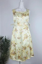 Menonove Italy Pale Yellow Floral Maternity Dress with Tie Sides & Top – Size M