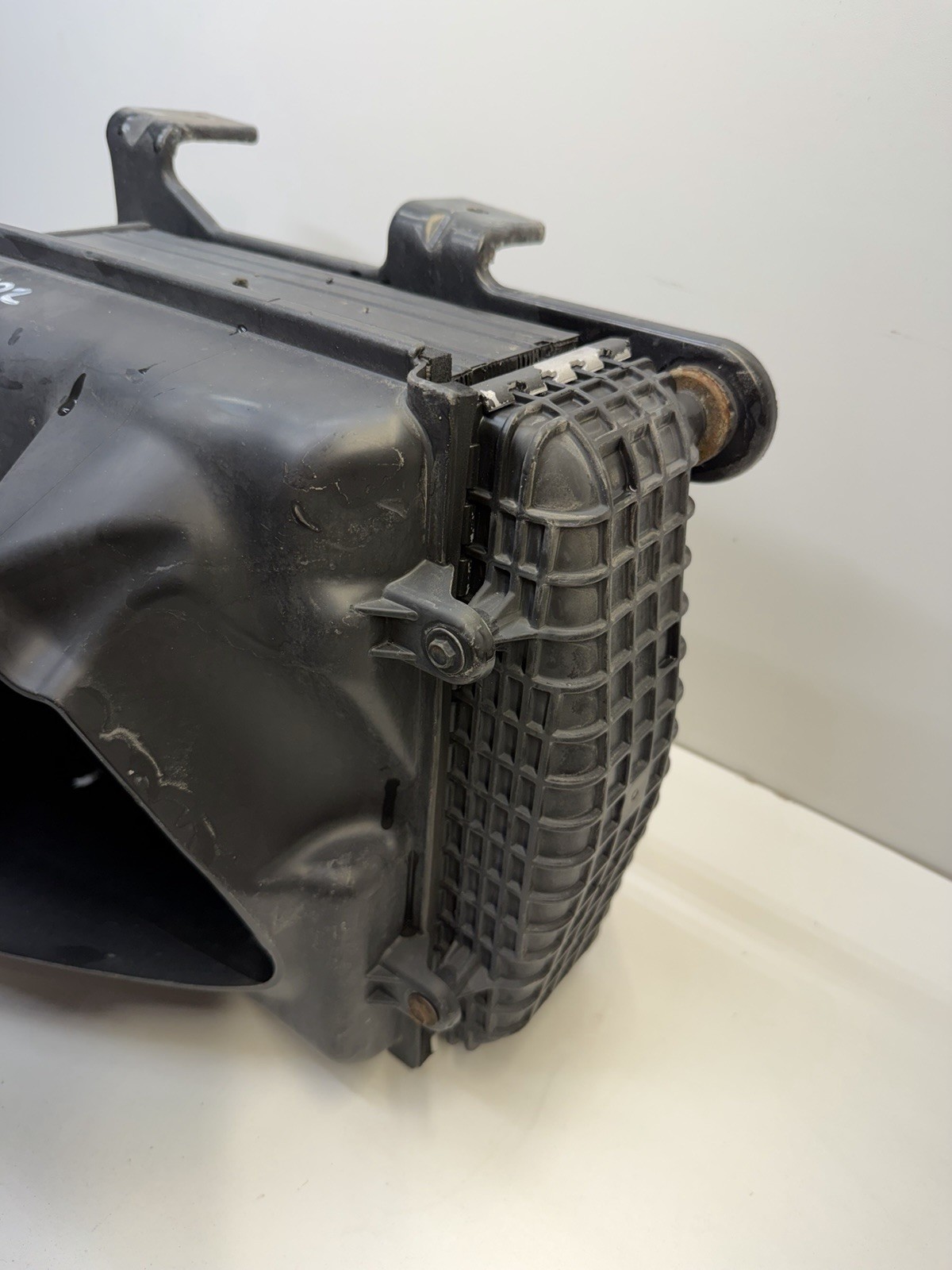 OEM Left LH Intercooler Maserati Ghibli Levante Quattroporte 3.0L 3.8L 2014-2020