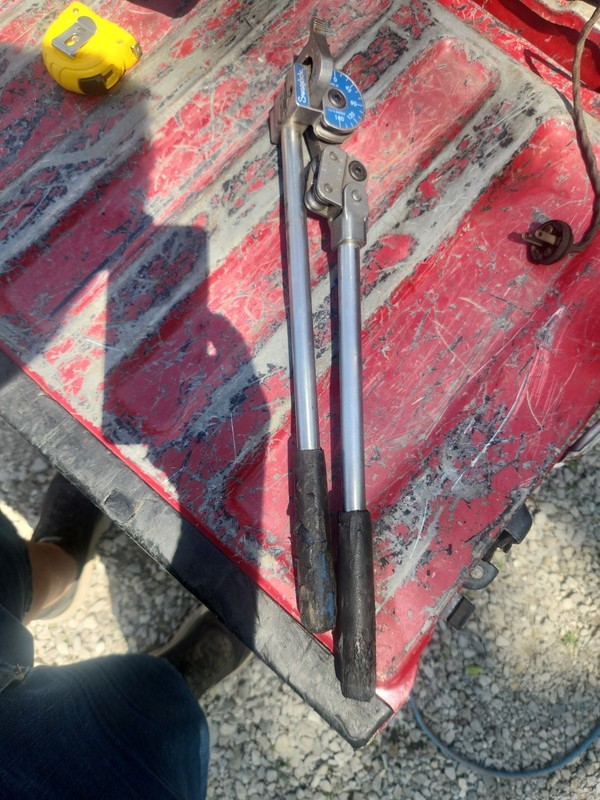 SWAGELOK MS-HTB-6T 15/16" RADIUS NO KNOWN ISSUES SEE PHOTO DESCRIPTION