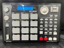 AKAI Professional MPC500 Sampler Music Production Center w/ 2GB CF Card Tested