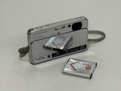 SONY Digital Camera DSC-T110 16.1MP Cyber Shot 4x Optical Zoom Silver - TESTED