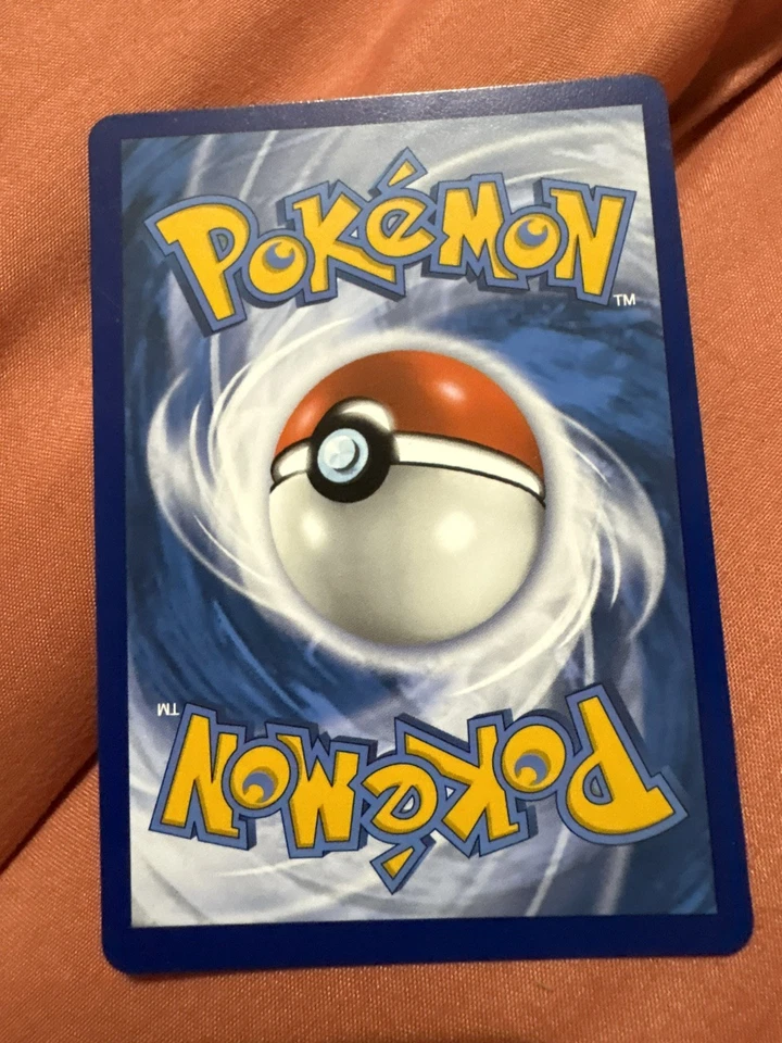 Umbreon V (Alternate Full Art) 189/203 SWSH07: Evolving Skies Holo - Image 2 of 2