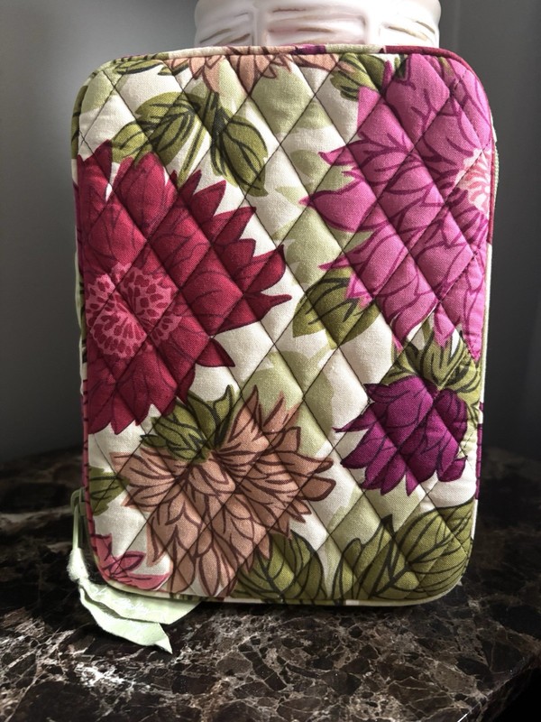 Vera Bradley Pink Cream Half Zip Floral Quilted Makeup Or Cosmetic