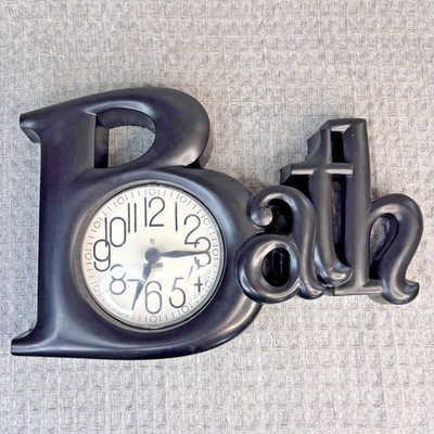 VTG 1980s Syroco Bath Wall Clock Bathroom HTF Black Color Spell Out Tested USA
