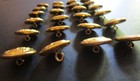 Vintage Waterbury U.S. State Seal Goldtone Buttons Mixed Lot of 24 Individuals — photo 5