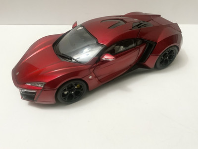 1/18 LYKAN Hyper Sport Made by KENGFAI for Schuco 450042500 Metal model, Red