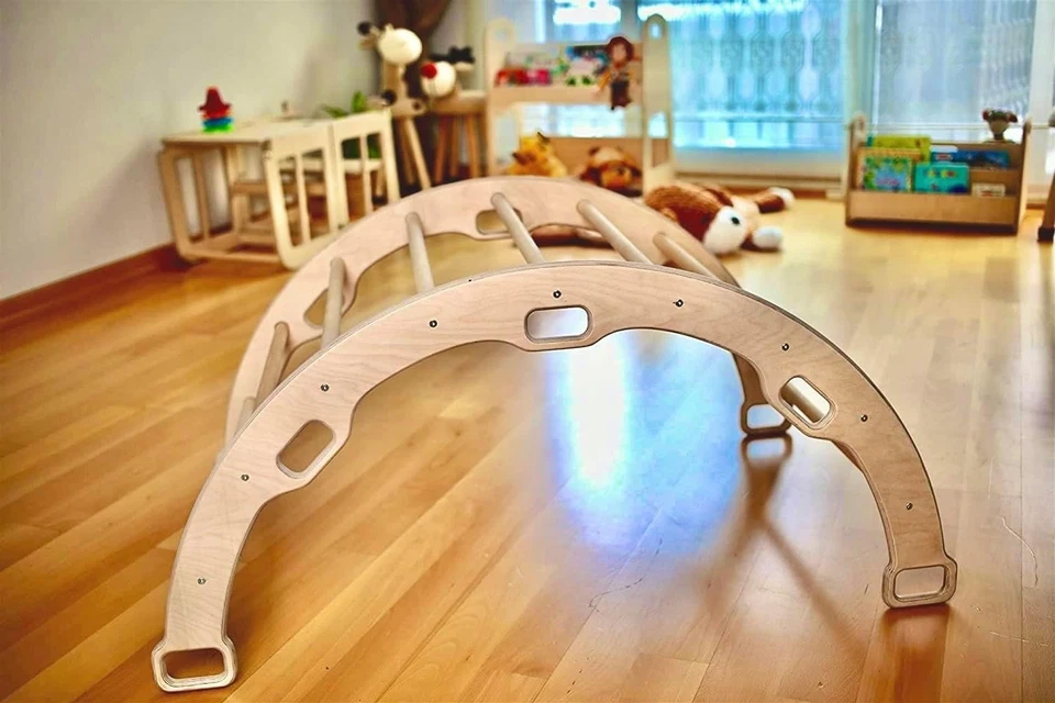 Arco de escalada Montessori para niños pequeños Foto 4 de 4