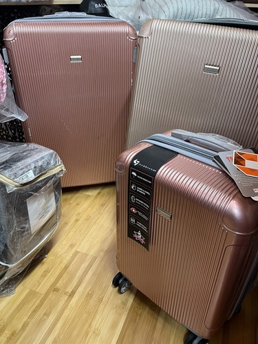 3 gabbiano luggage 2 Used 30” Luggages And One Brand New Carry On